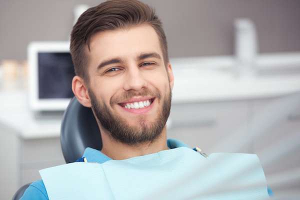 A Cosmetic Dentist Explains Different Treatment Options from Wright Dental Co. Dental Office of Dr. Houston Wright in Santa Barbara, CA